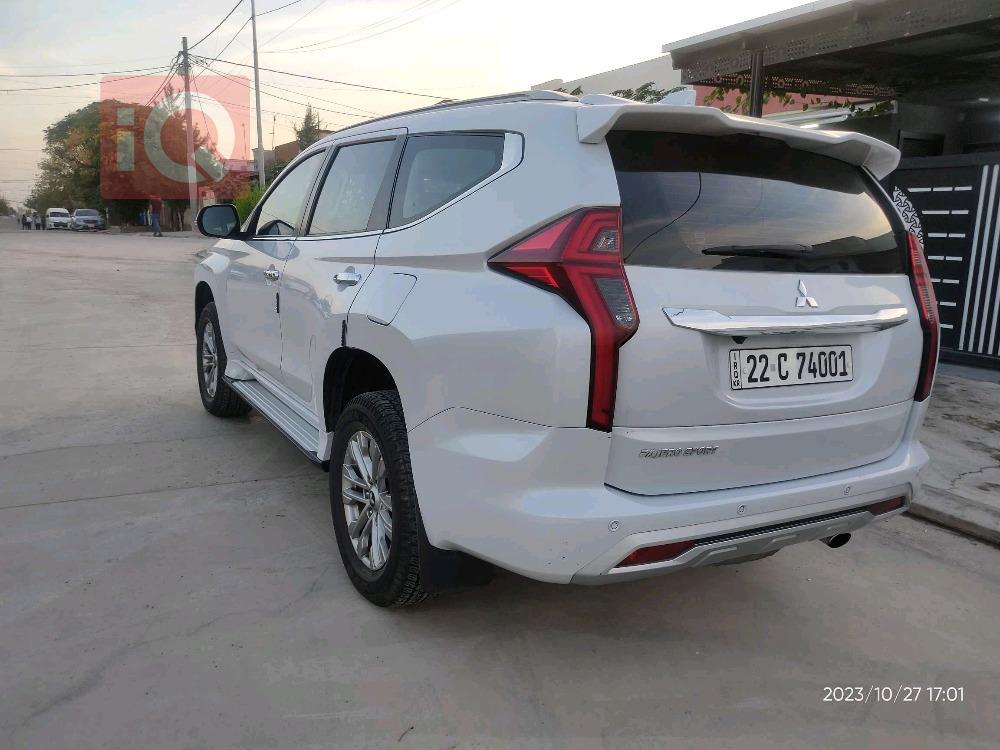 میتسوبیشی پاجیرۆ سپۆرت